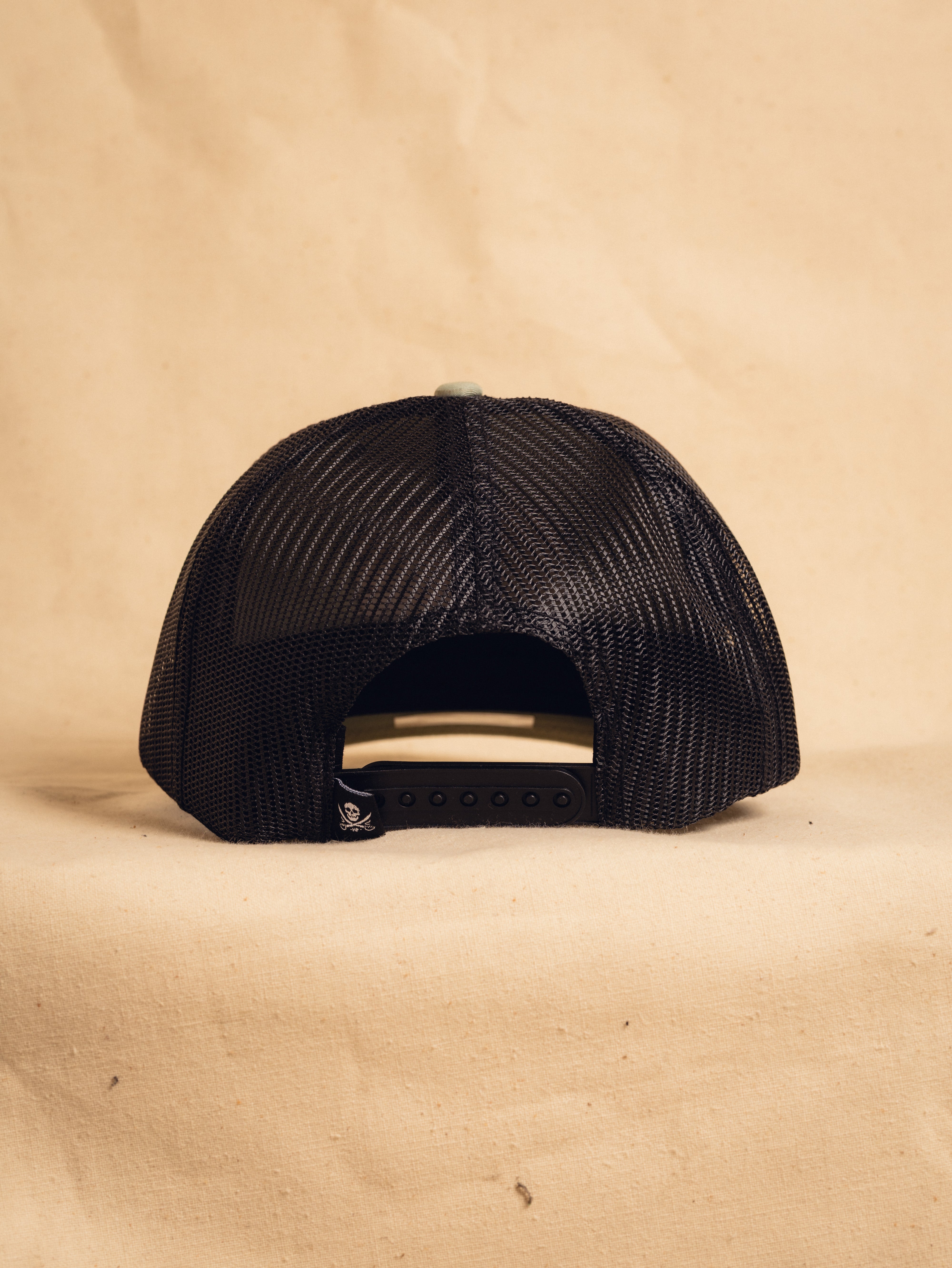 Swamp Show Retro Trucker